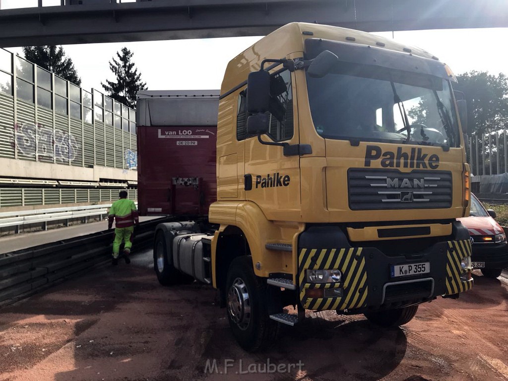 VU PKlemm 2 LKW A 3 Rich Oberhausen Hoehe Koeln Heumar P20.jpg